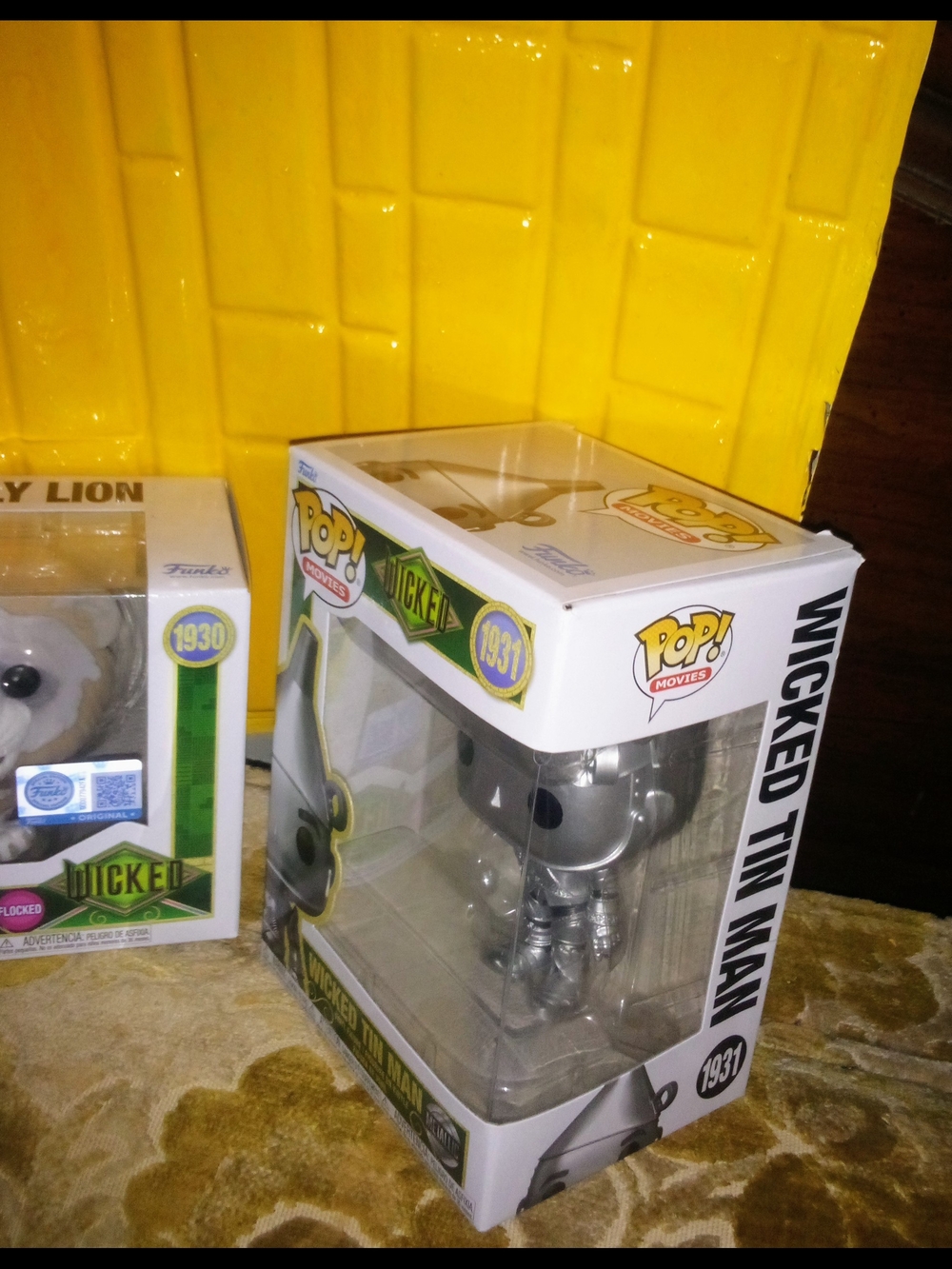 Funko POP! Movies Cowardly Lion & Wicked Tin Man Wizard of Oz Target Exclusive - Picture 3 of 9